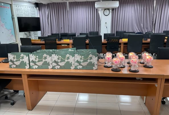 金山警慶祝母親節